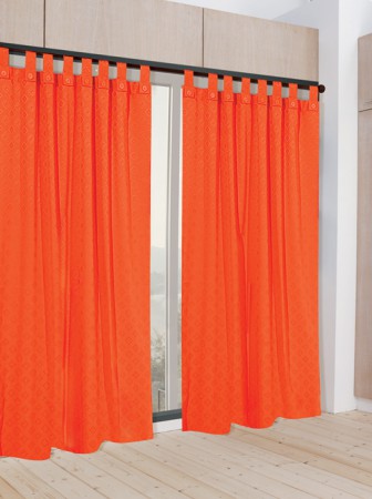 Cortina 2 Paños de 1.350 x 2.20 mts.  Colores Disponibles:  Bordó - Naranja - Aero - Azul - Celeste - Verde - Amarillo -- Maíz - Manzana - Natural     30% Poliéster / 70% Algodón