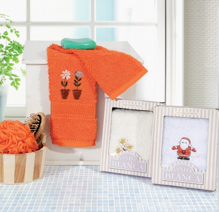 Toalla de Visita Medidas: 0.30 x 0.45 mts.   100% algodón 